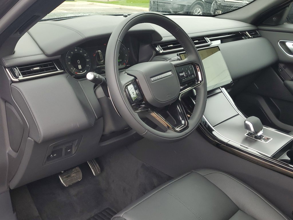 New 2026 Land Rover Range Rover Velar Dynamic SE AWD/4WD image 8