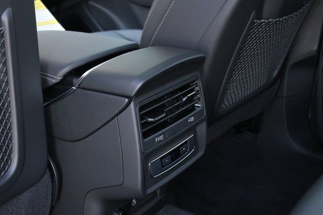 New 2026 Audi Q7 2.0T Premium image 22
