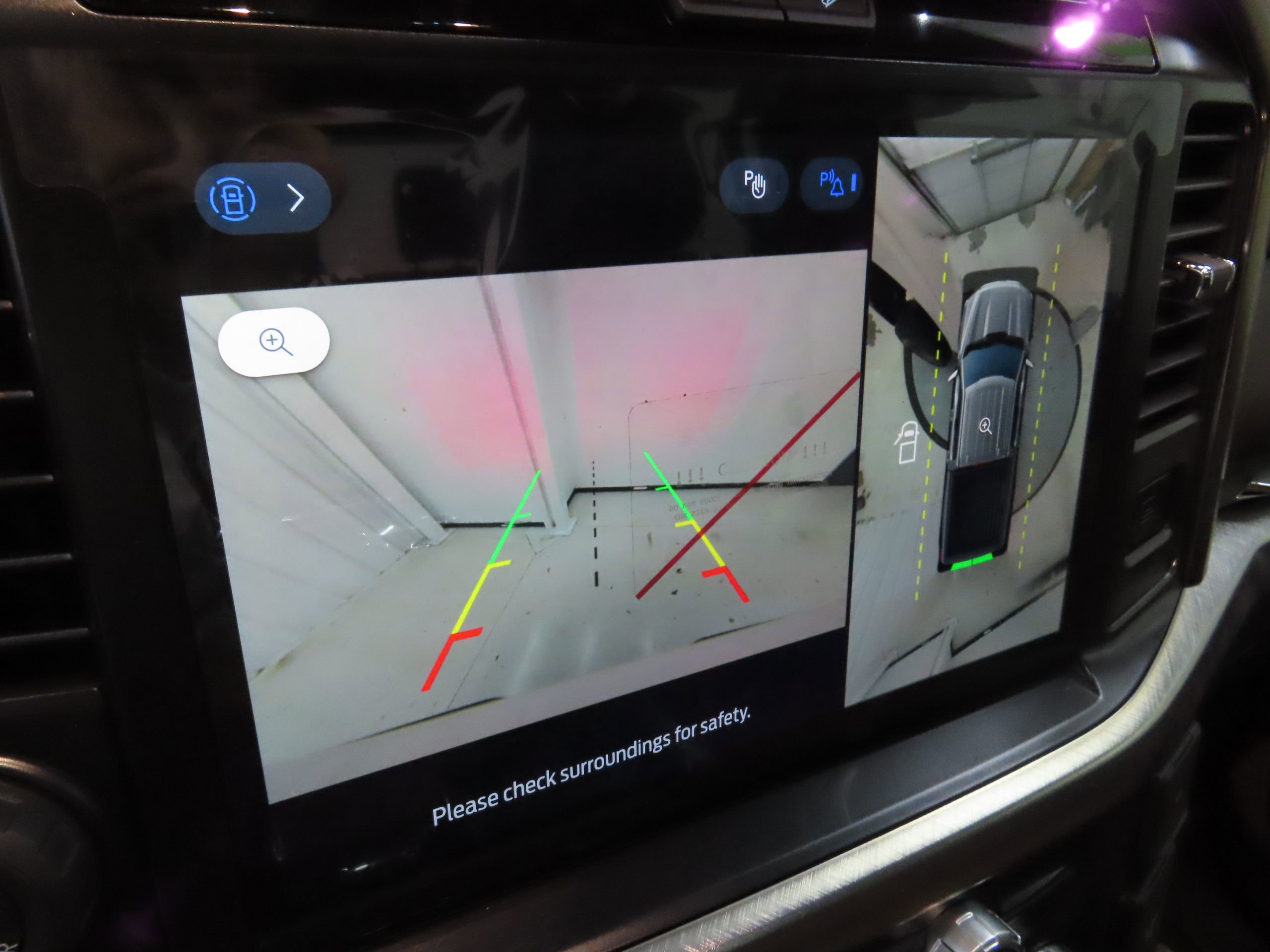 New 2025 Ford F150 King Ranch w/ FX4 Off-Road Package AWD/4WD image 19