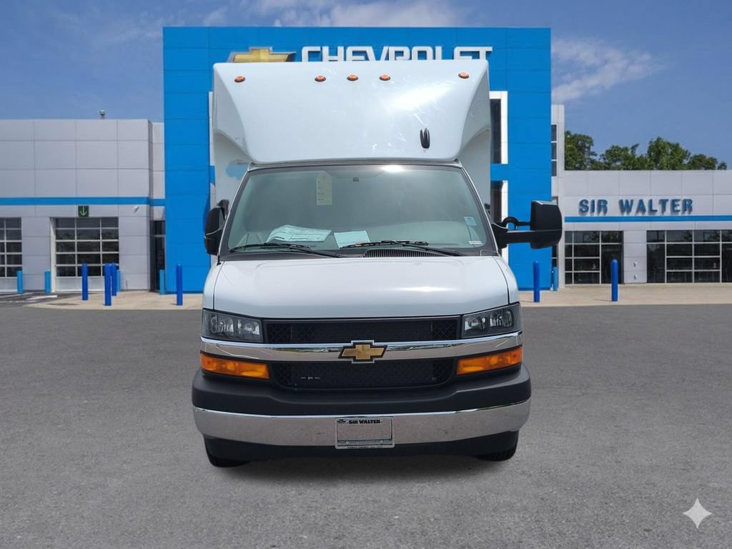 New 2025 Chevrolet Express 3500 w/ Power Convenience Package RWD image 9