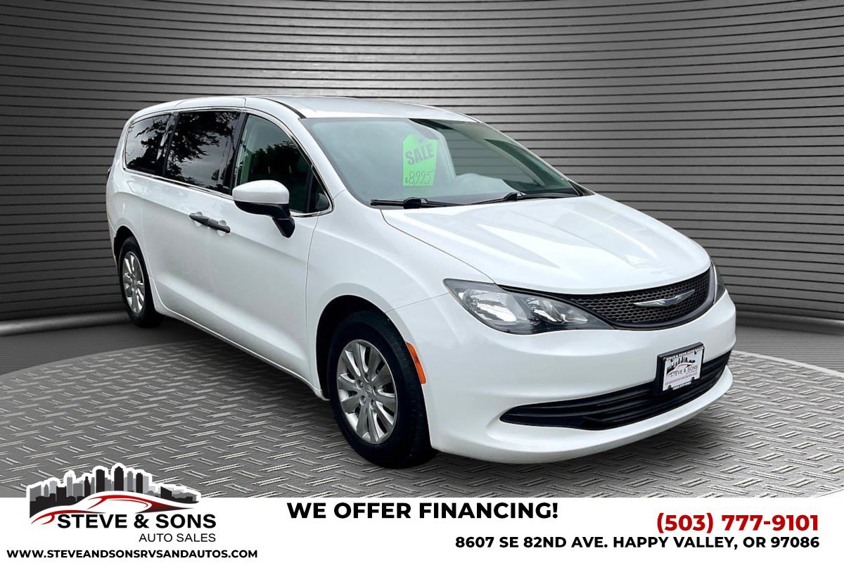 Used 2019 Chrysler Pacifica L FWD image 1