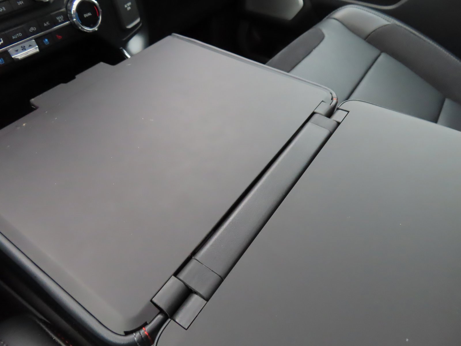 Used 2025 Ford F150 Raptor image 36