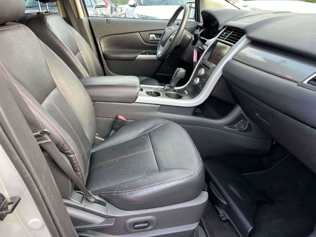 Used 2014 Ford Edge SEL w/ Equipment Group 205A FWD image 15