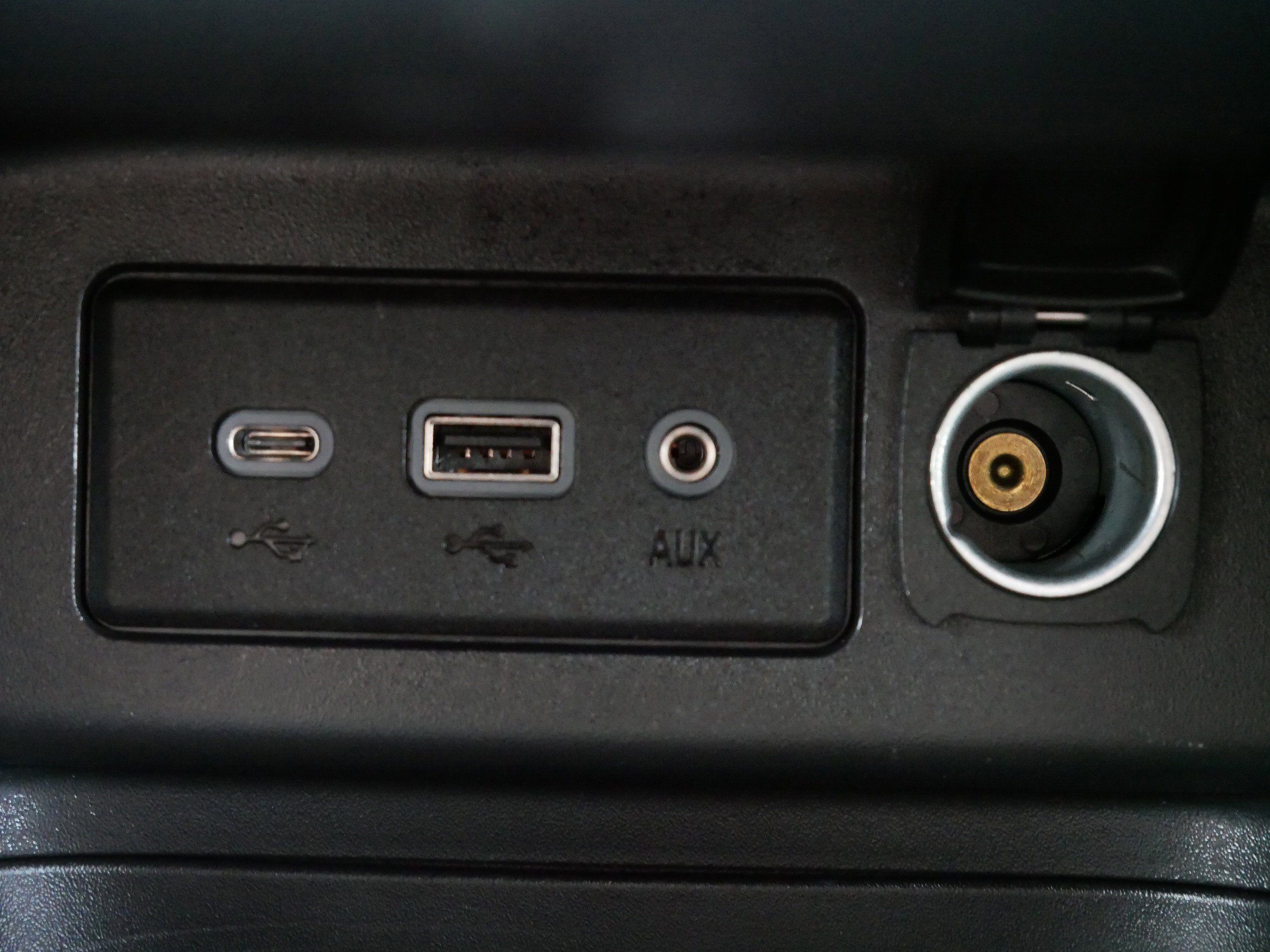 Used 2024 Chevrolet Equinox LT image 29