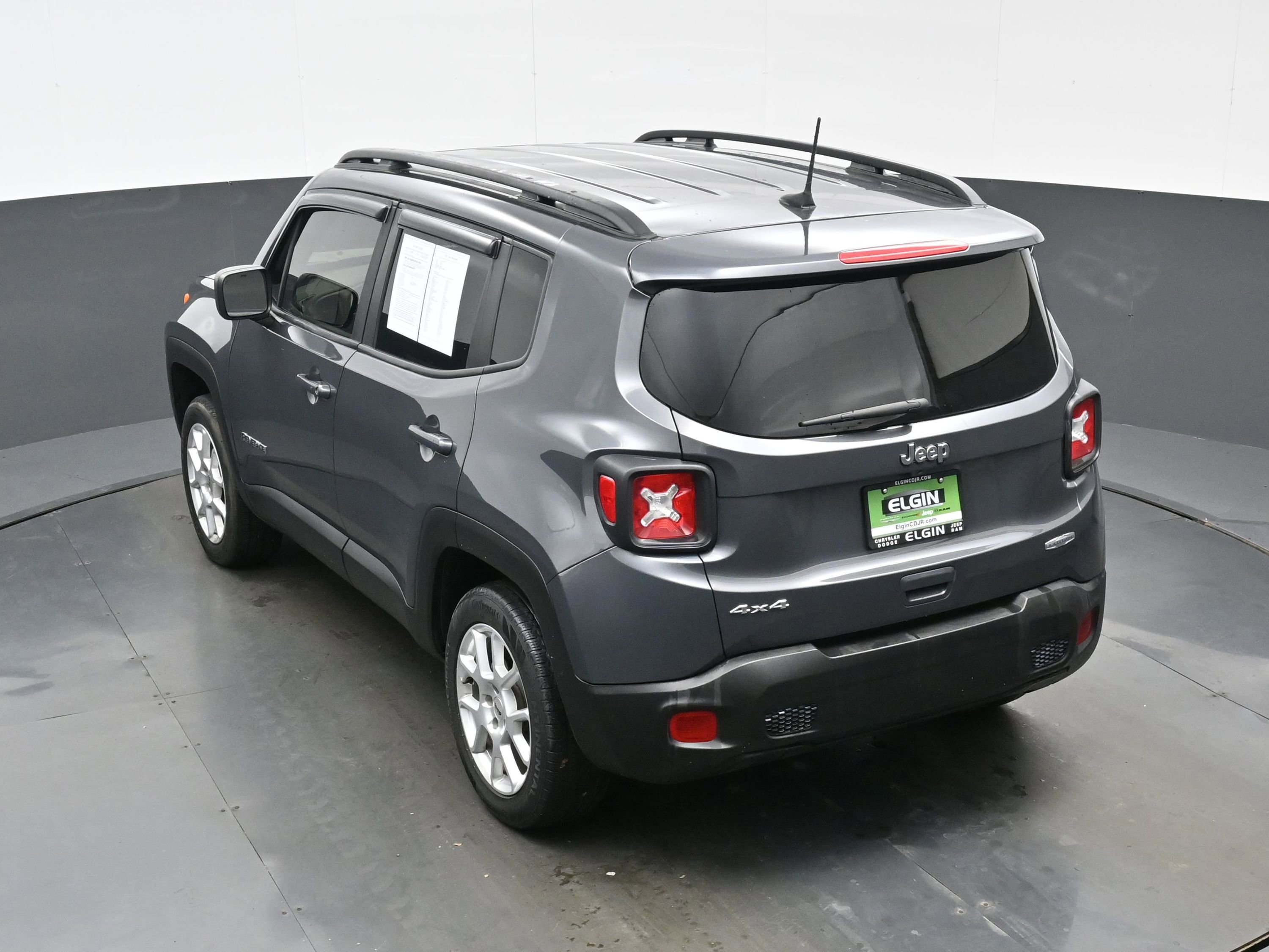 Used 2022 Jeep Renegade Latitude AWD/4WD image 33