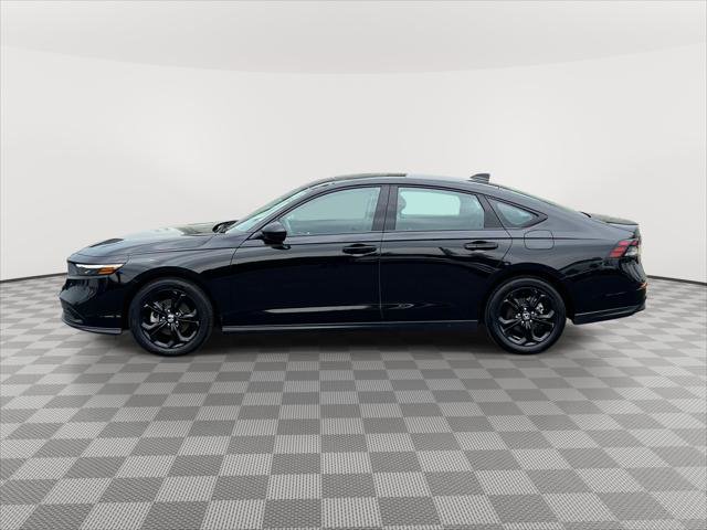 Used 2025 Honda Accord SE image 4