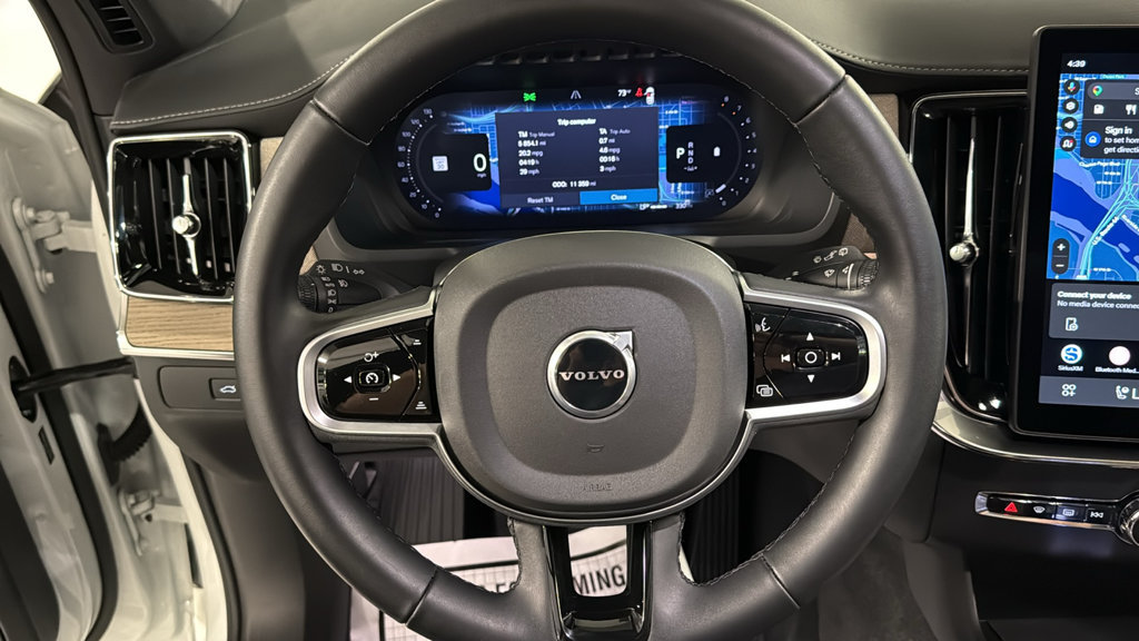 Certified 2026 Volvo XC90 B6 Plus AWD/4WD image 11