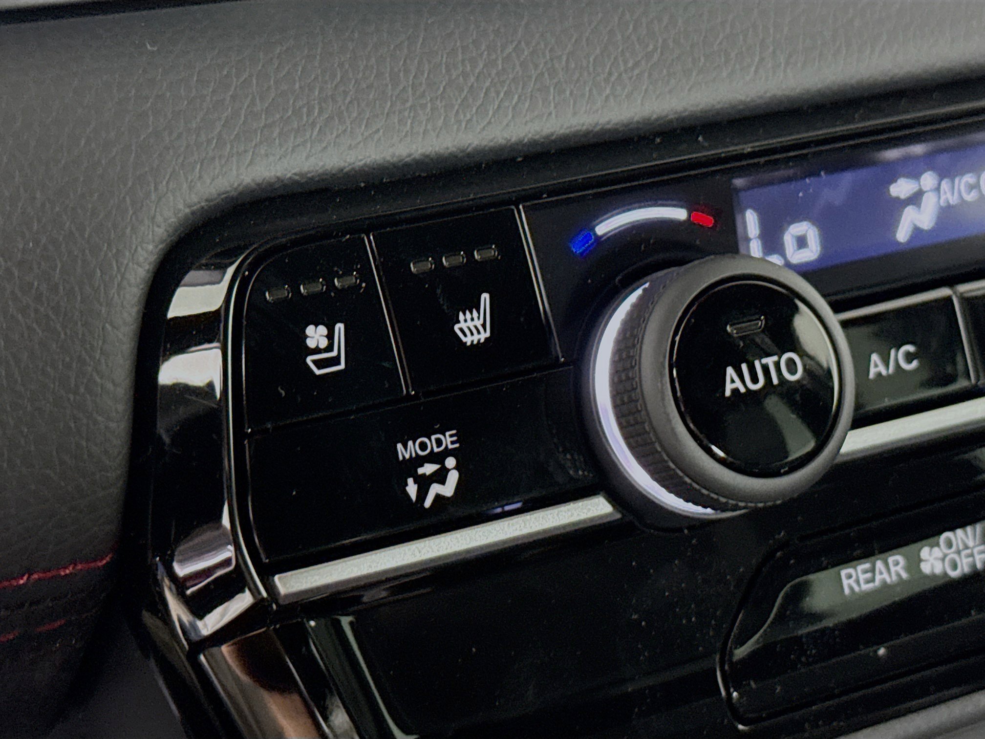 New 2026 Honda Pilot Black Edition image 25