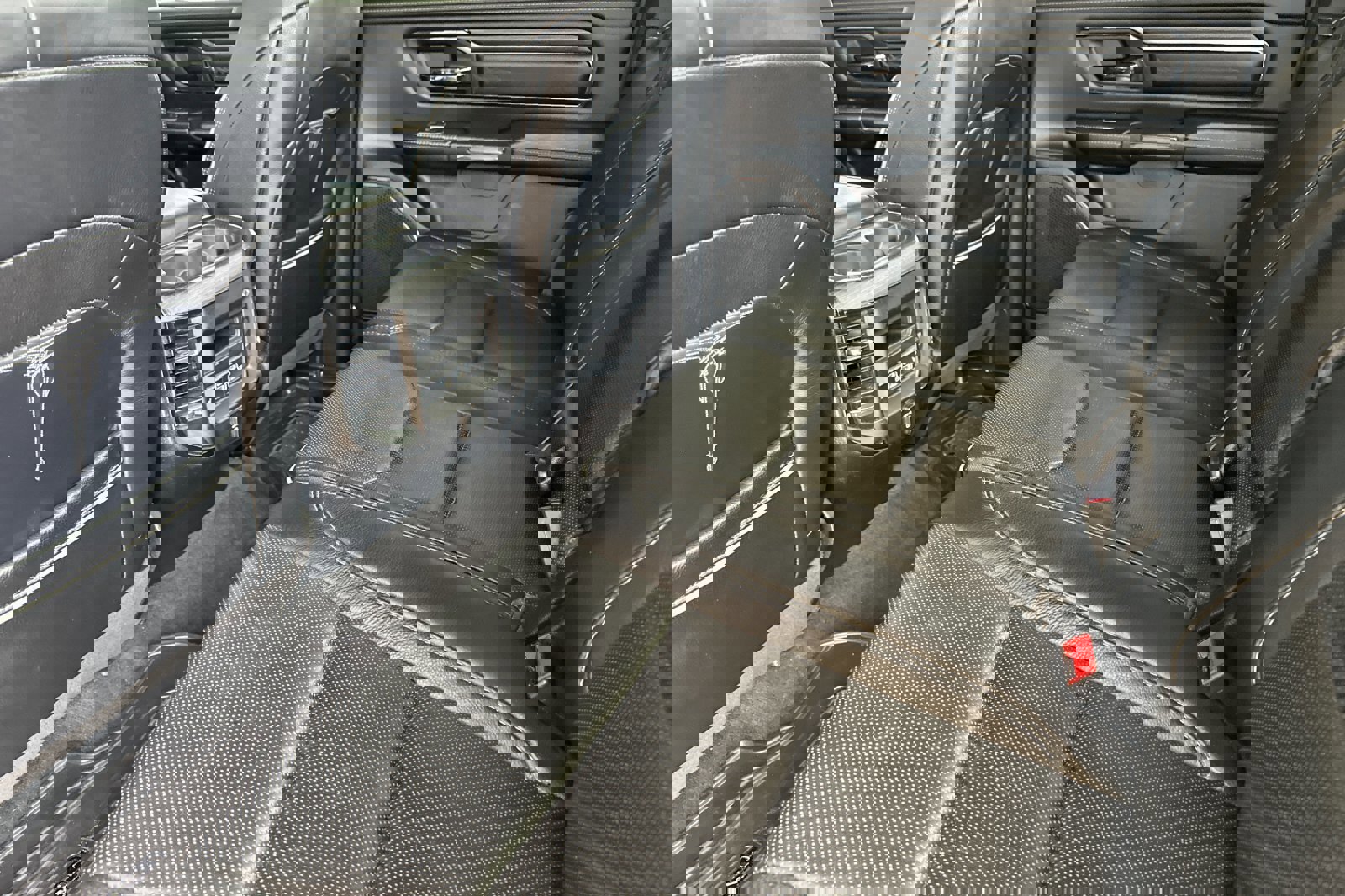 Used 2022 RAM 1500 Limited image 13