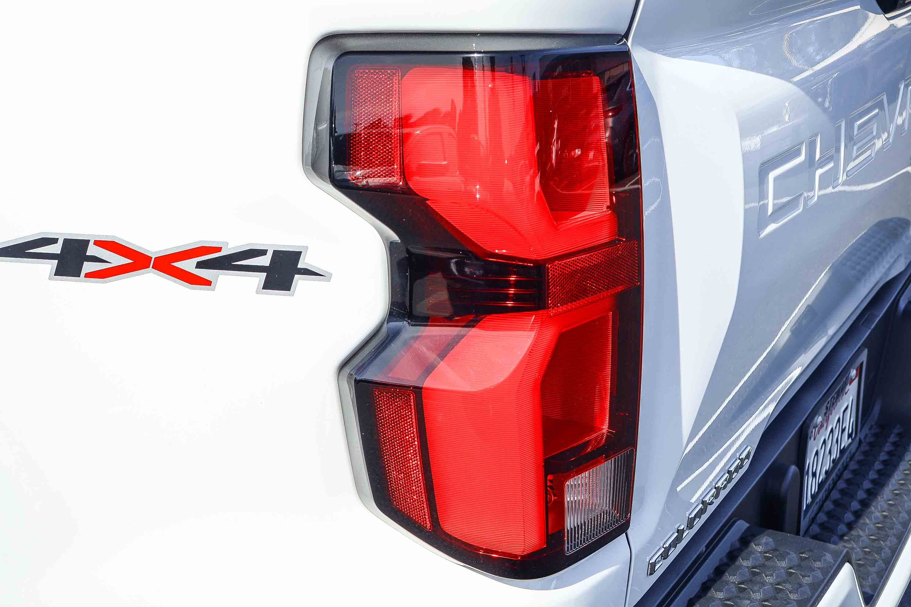 Used 2024 Chevrolet Colorado LT w/ LT Convenience Package III image 26