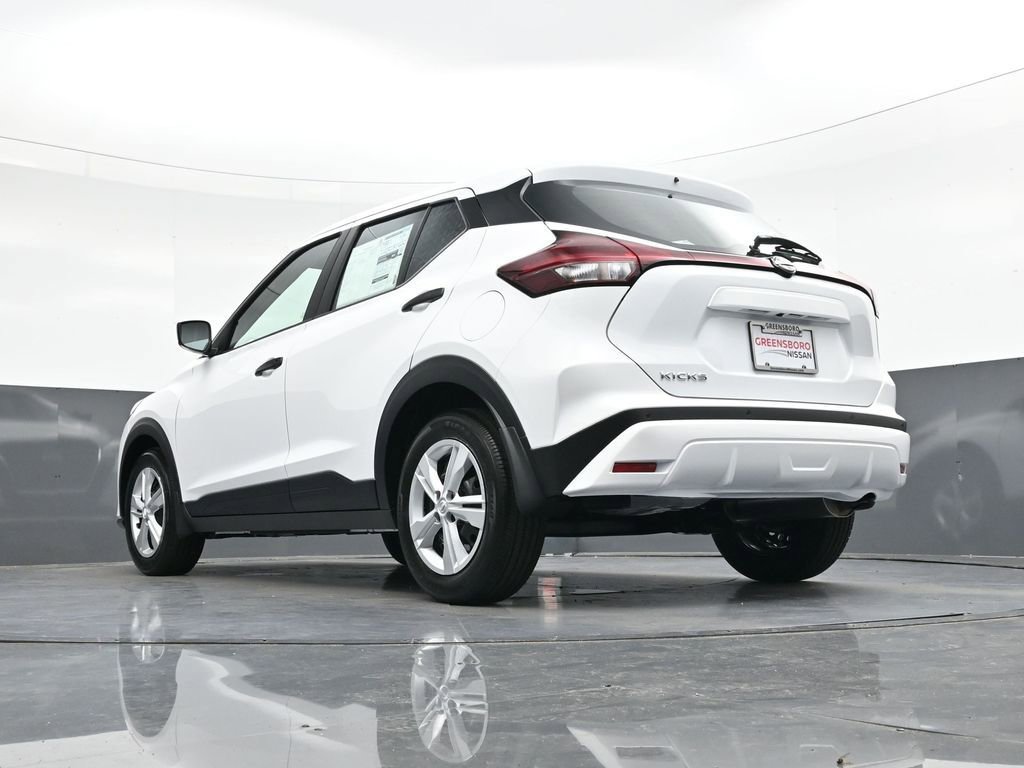 Certified 2025 Nissan Kicks Play S FWD image 34