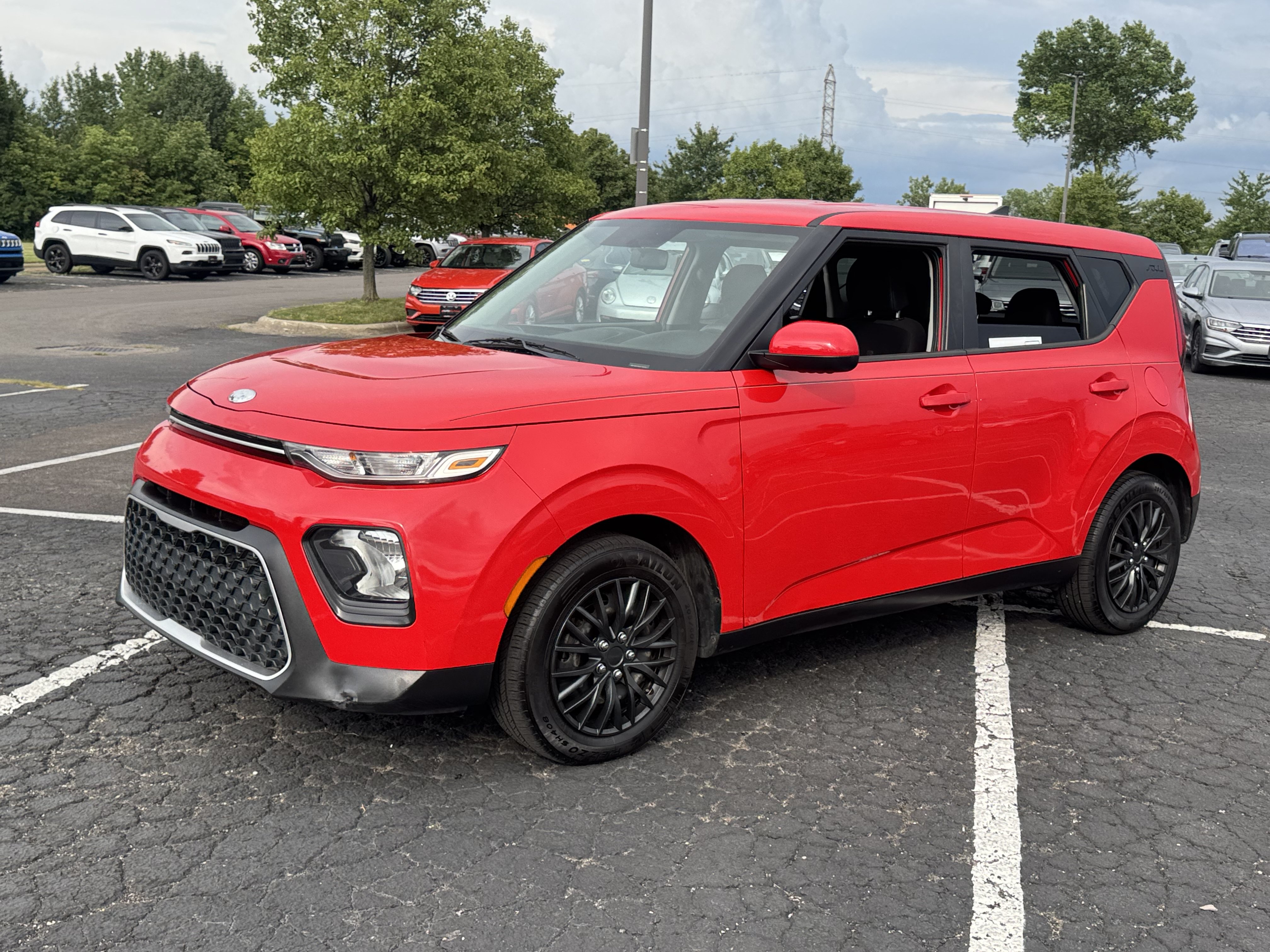 Used 2020 Kia Soul LX FWD image 32