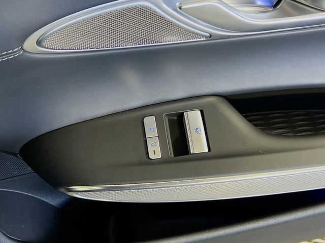 Used 2024 Genesis GV70 2.5T w/ Sport Prestige Package image 32