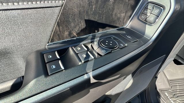 New 2025 Ford F250 Lariat w/ Lariat Ultimate Package image 22