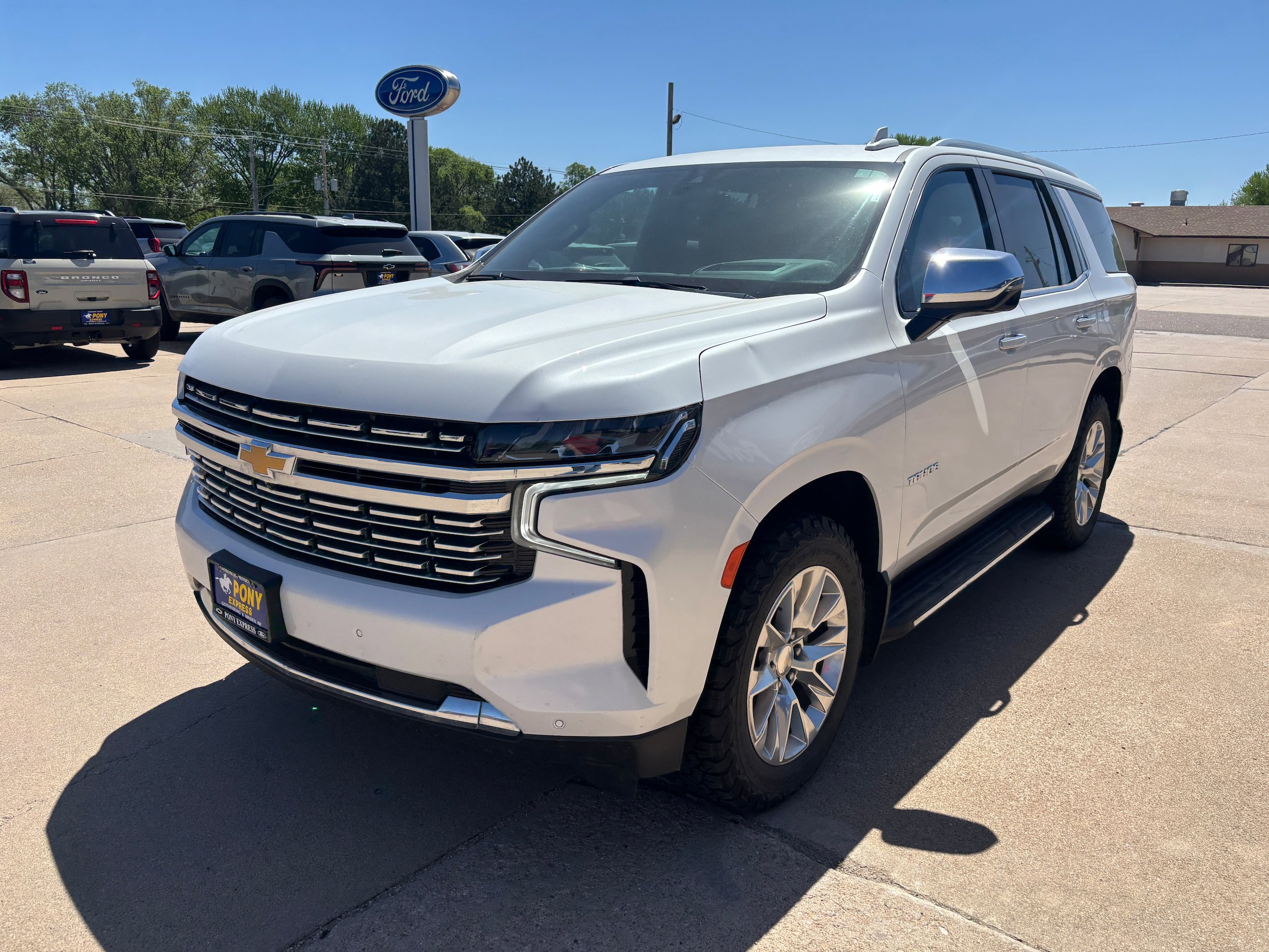 Used 2021 Chevrolet Tahoe Premier AWD/4WD image 8