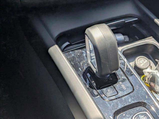 Used 2024 Volvo XC60 B5 Core w/ Protection Package Premier AWD/4WD image 12