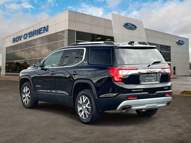 Used 2023 GMC Acadia SLT w/ Preferred Package AWD/4WD image 3