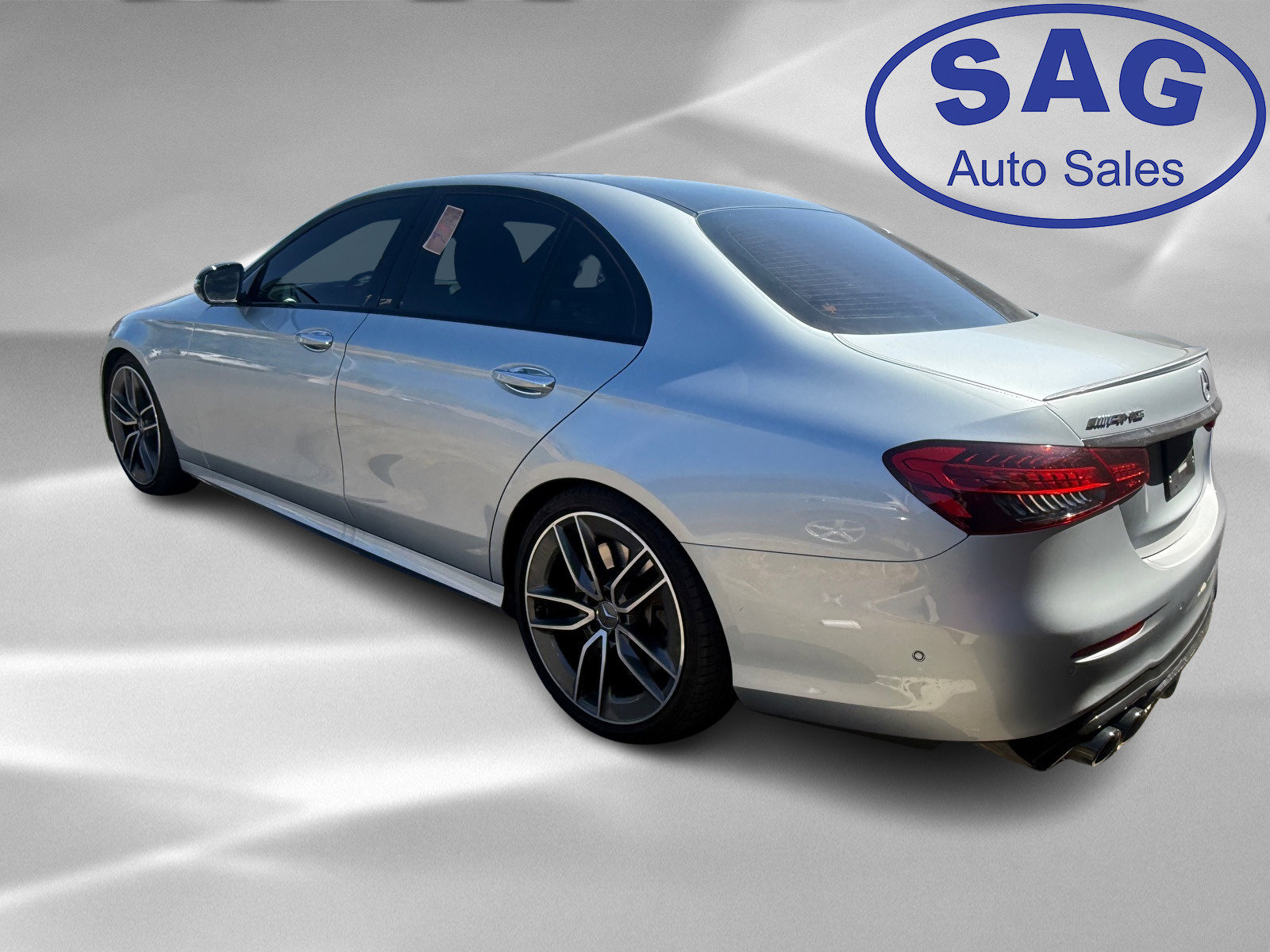 Used 2021 Mercedes-Benz E 53 AMG 4MATIC Sedan image 4