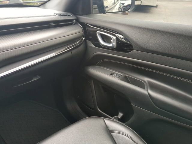 Used 2022 Jeep Compass Altitude w/ Convenience Group image 19