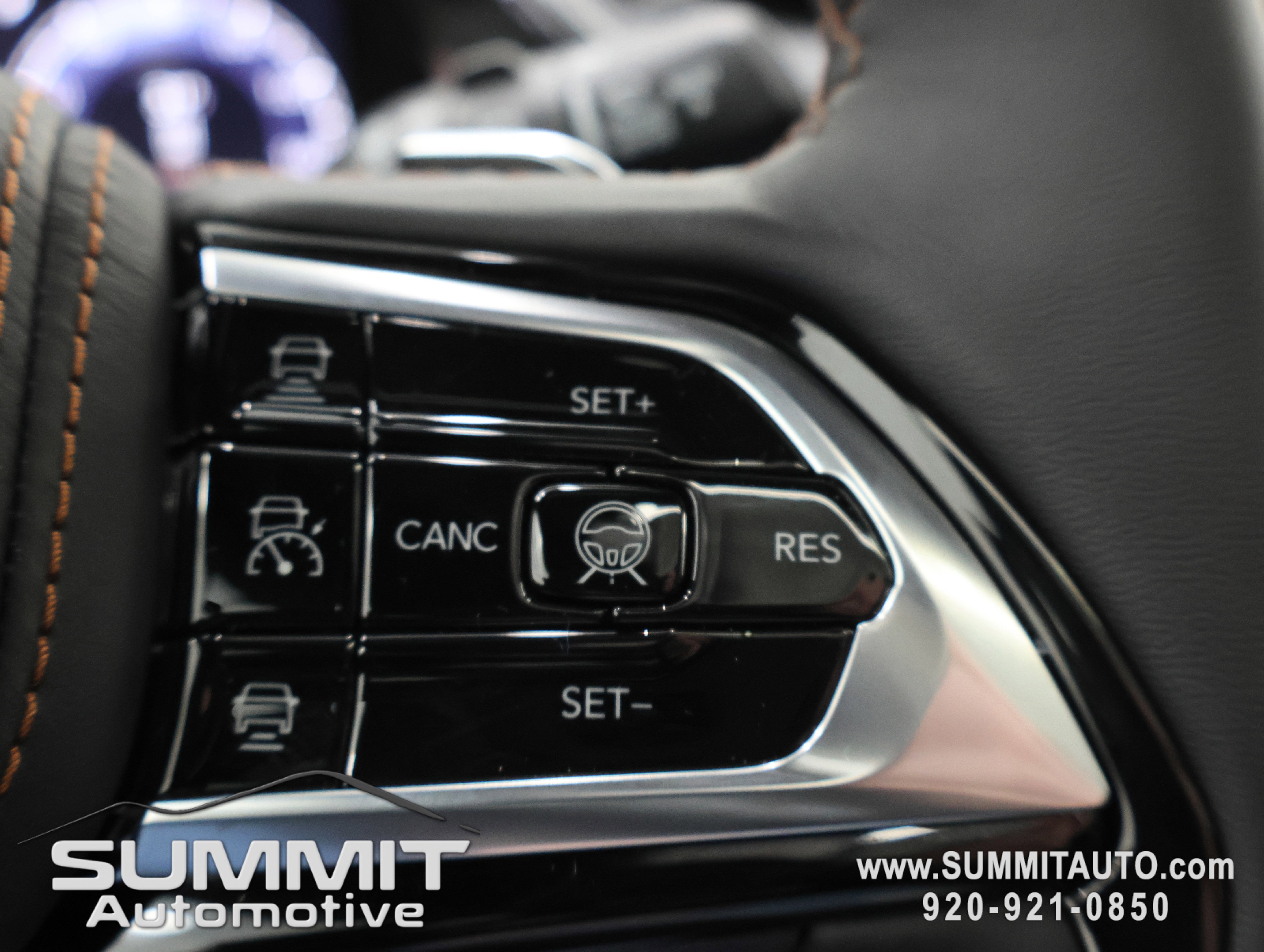 New 2026 Jeep Grand Cherokee Summit image 14