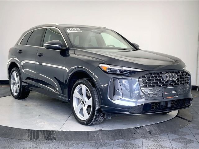 Certified 2025 Audi Q5 Premium Plus w/ Premium Plus