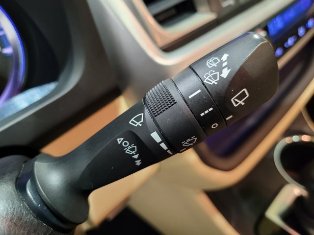 Used 2015 Toyota Highlander Limited image 45