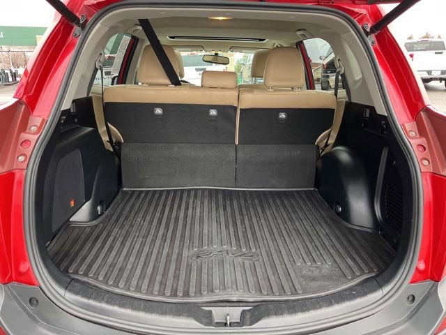 Used 2013 Toyota RAV4 Limited AWD/4WD image 34