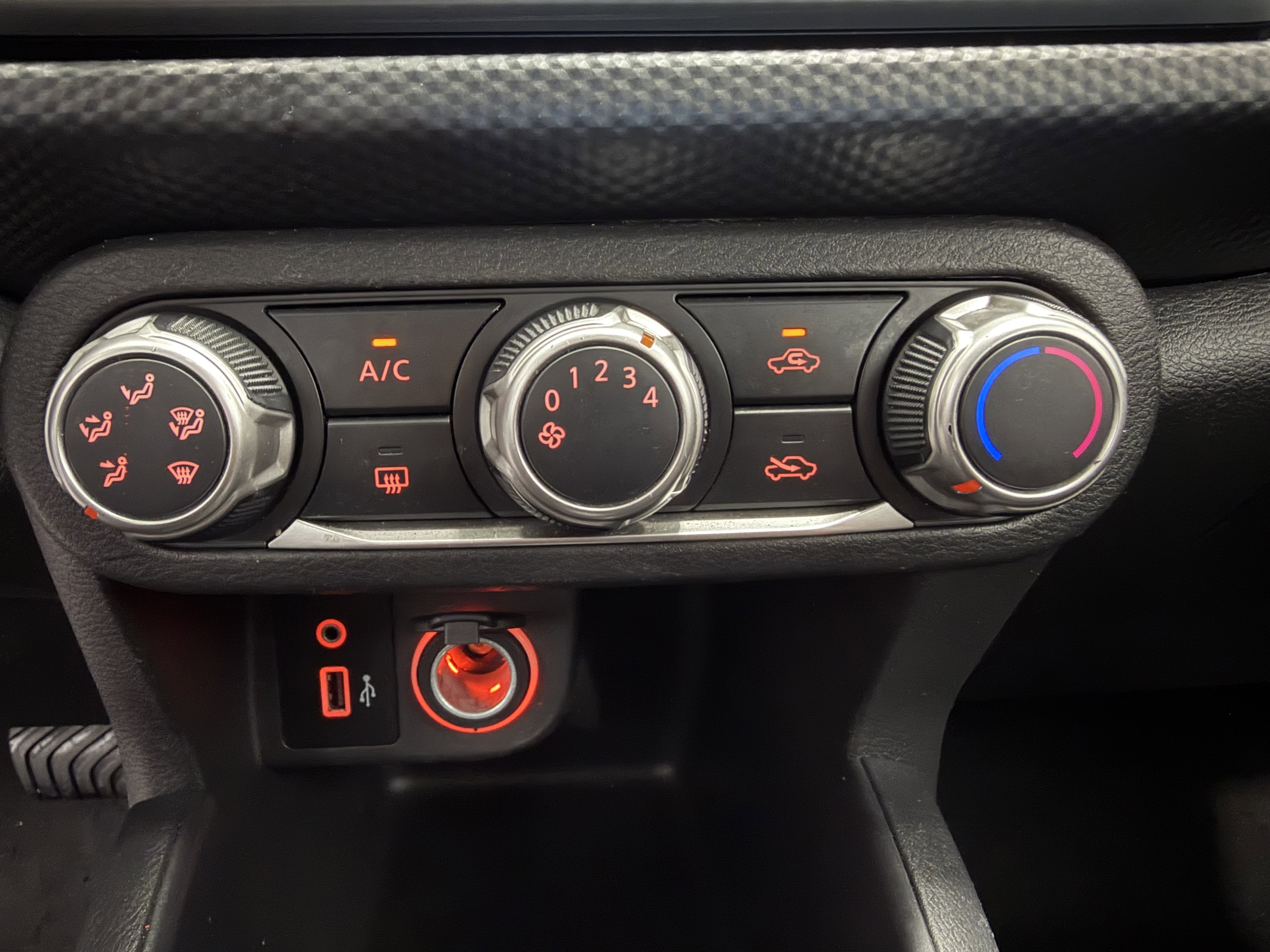 Used 2021 Nissan Kicks S FWD image 17
