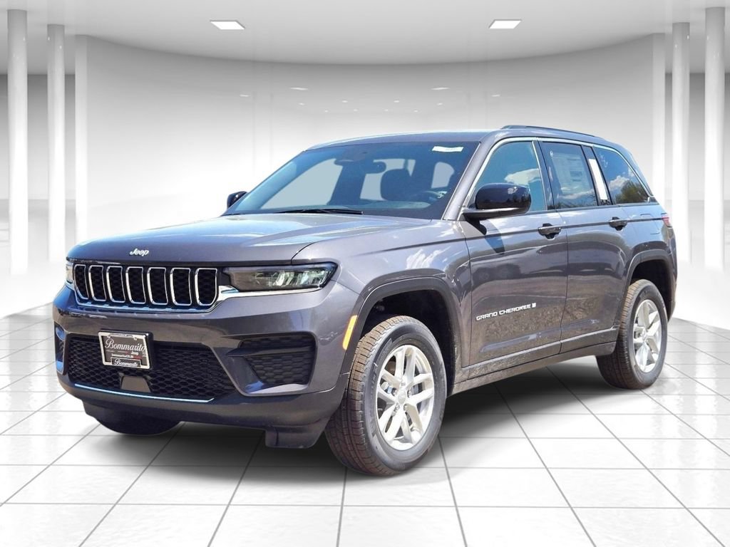 New 2026 Jeep Grand Cherokee Laredo X AWD/4WD image 7