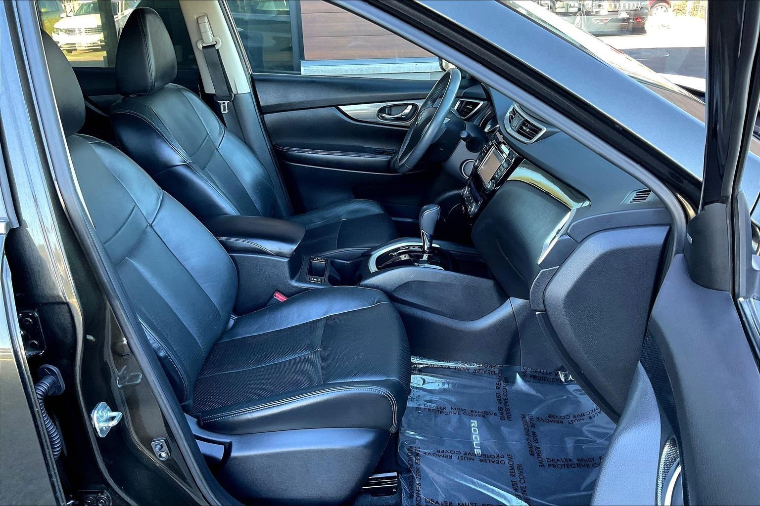 Used 2014 Nissan Rogue SL w/ SL Premium Package image 22