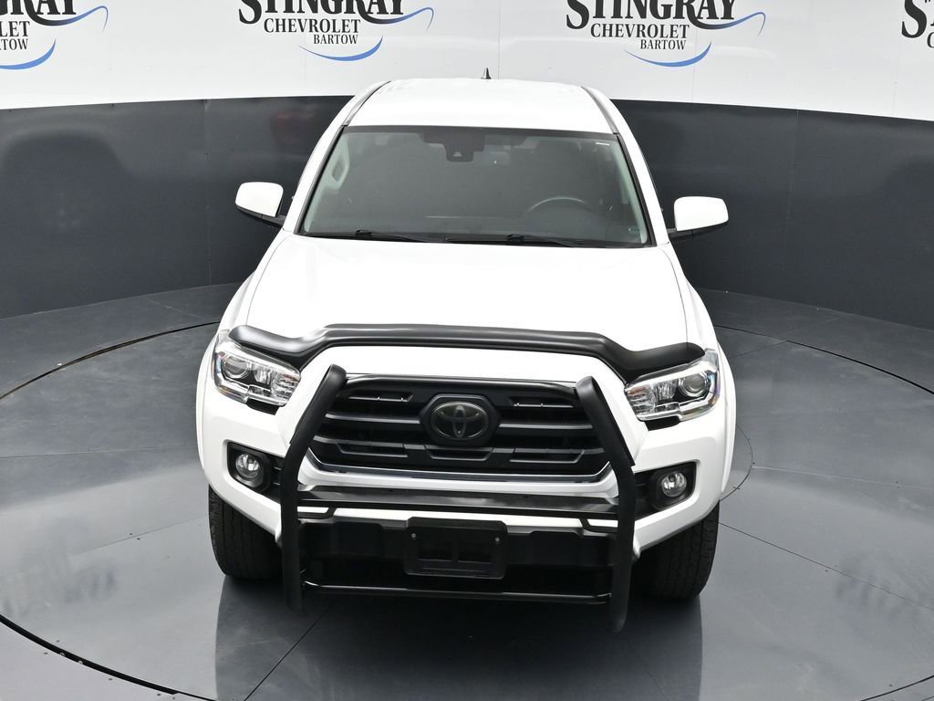 Used 2018 Toyota Tacoma SR5 AWD/4WD image 10