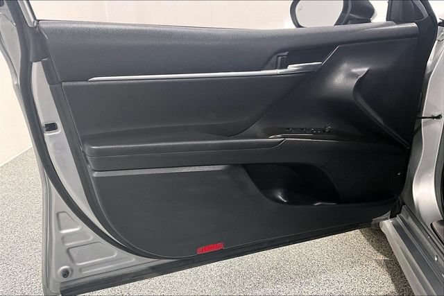 Used 2021 Toyota Camry SE AWD/4WD image 24