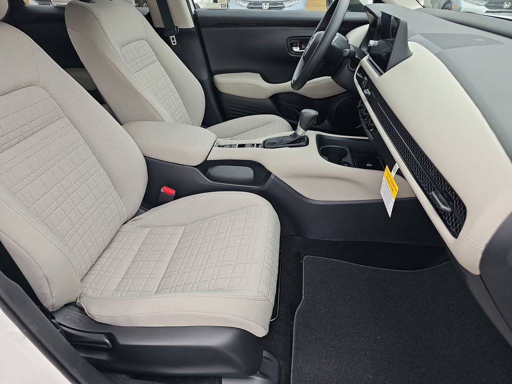 New 2026 Honda HR-V LX image 12