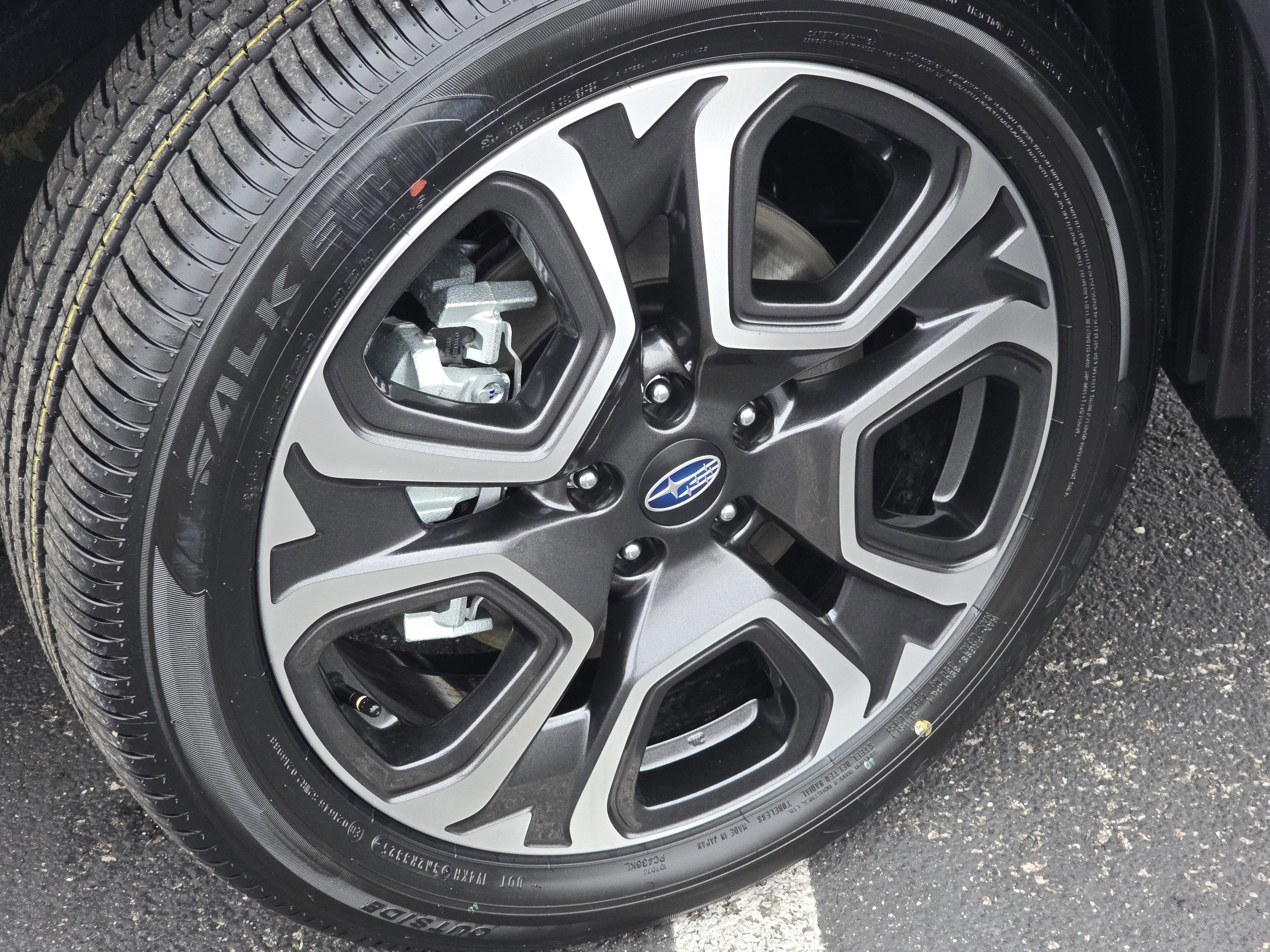 New 2026 Subaru Ascent Limited image 15