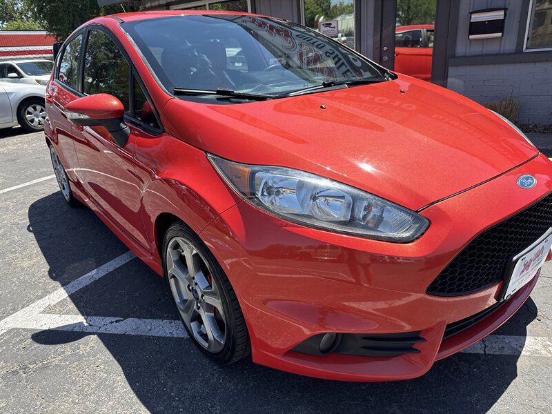 Used 2015 Ford Fiesta ST w/ ST Recaro Package FWD image 13