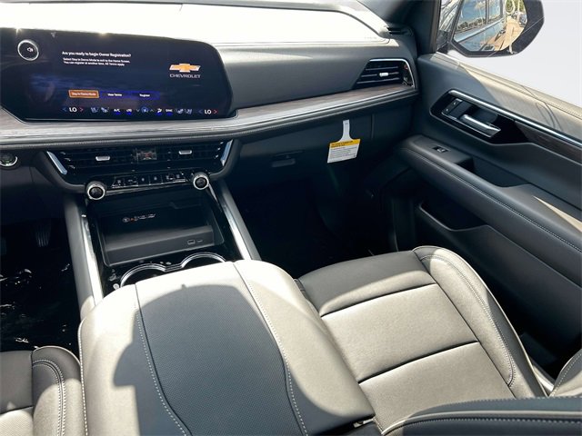 New 2026 Chevrolet Suburban Premier image 15