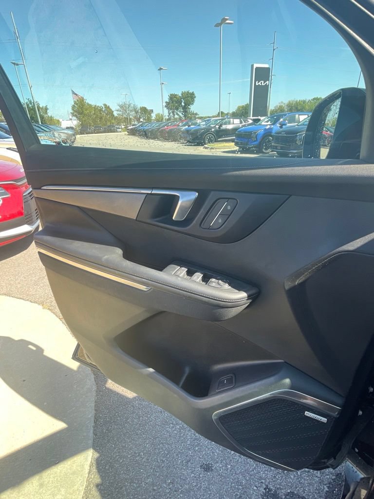 Used 2025 Buick Enclave Sport Touring FWD image 20