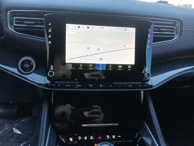 Used 2022 Jeep Wagoneer Series III w/ Premium Group I image 21