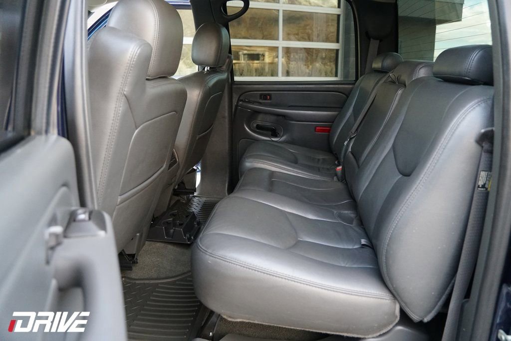 Used 2007 GMC Sierra 3500 SLT w/ Skid Plate Package image 28