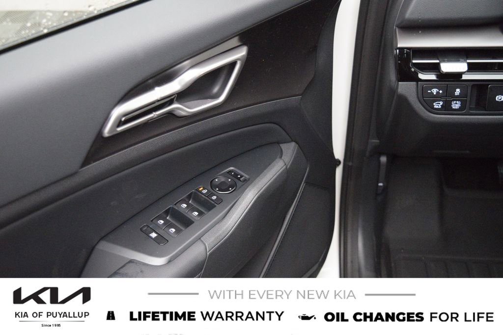 New 2026 Kia Sportage EX image 27