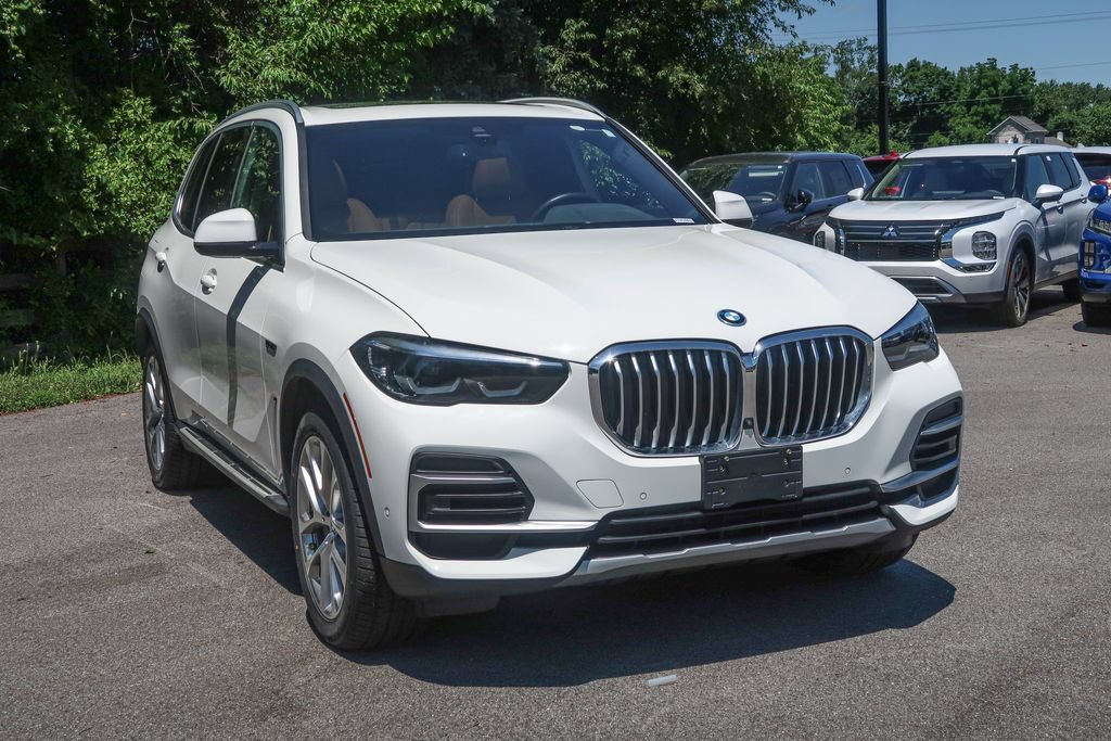 Used 2023 BMW X5 xDrive45e AWD/4WD image 6