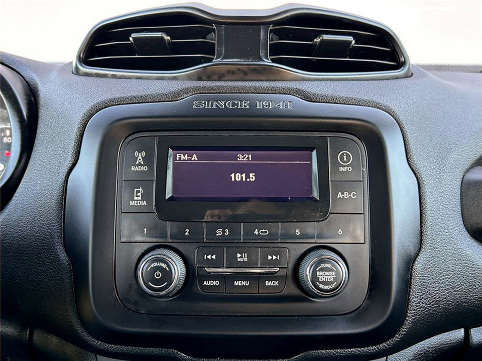 Used 2015 Jeep Renegade Sport image 8