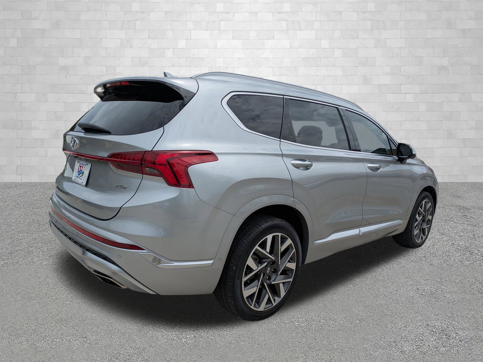 Certified 2023 Hyundai Santa Fe Calligraphy FWD image 2