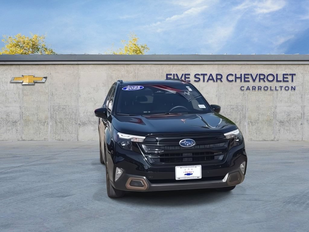 Used 2025 Subaru Forester Sport w/ Popular Package #1 AWD/4WD image 3