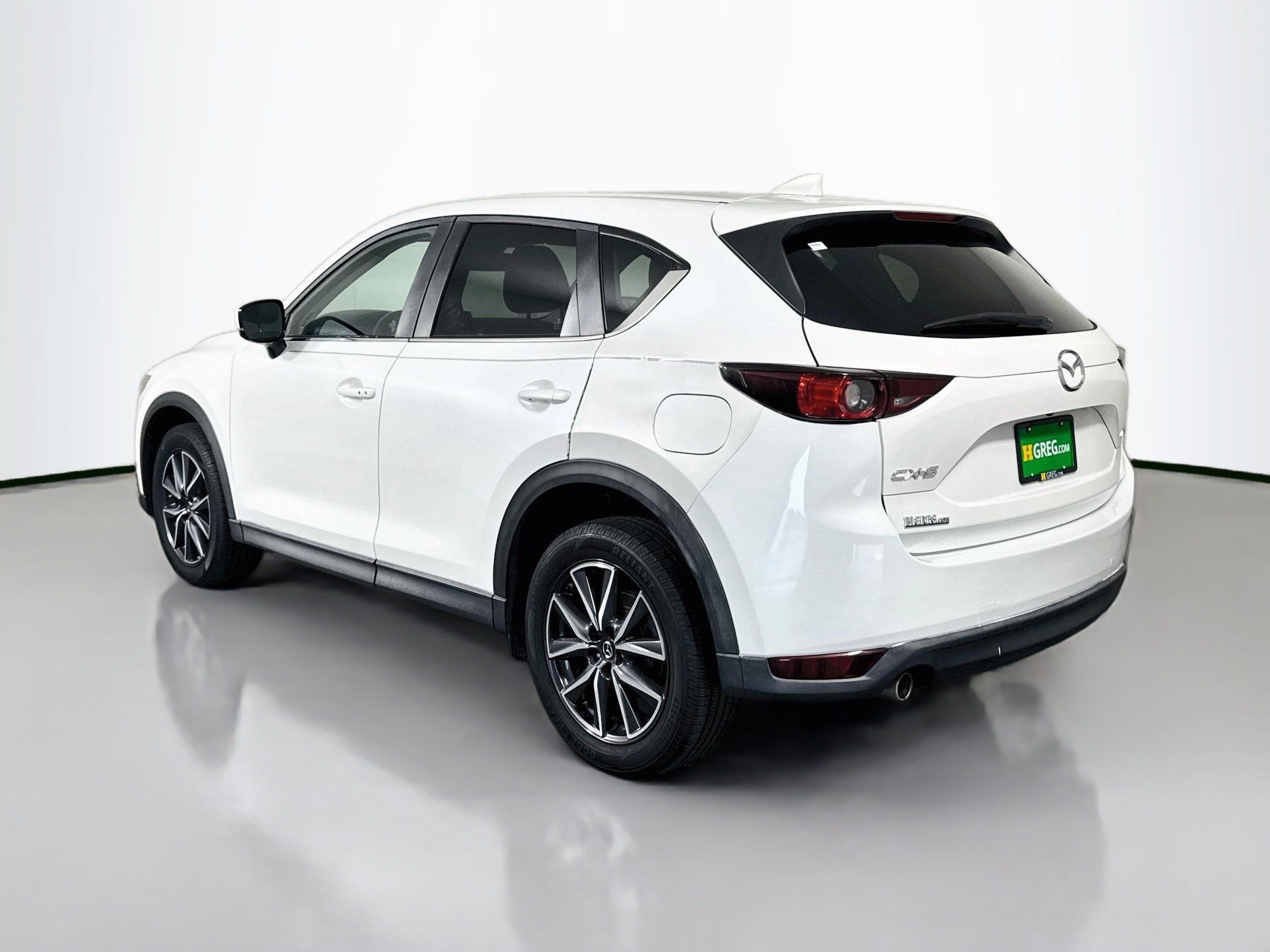Used 2018 MAZDA CX-5 Touring w/ Preferred Equipment Package FWD image 7