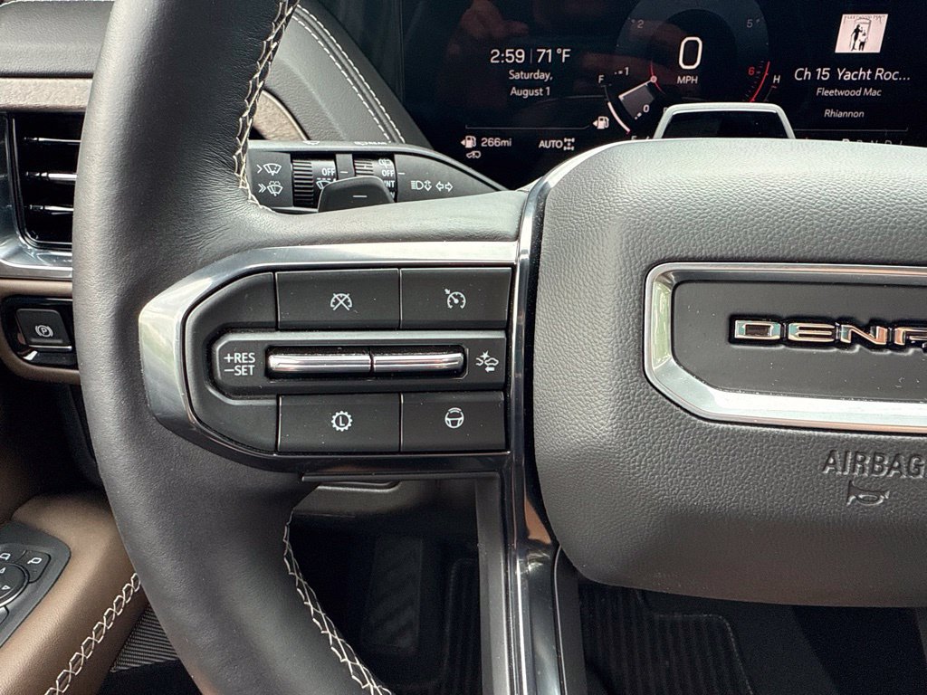 Used 2025 GMC Yukon XL Denali Ultimate AWD/4WD image 22