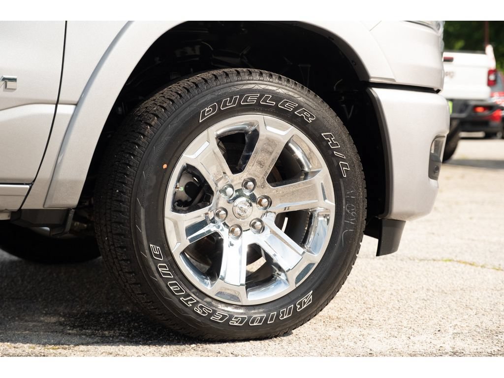 Used 2025 RAM 1500 Big Horn AWD/4WD image 10