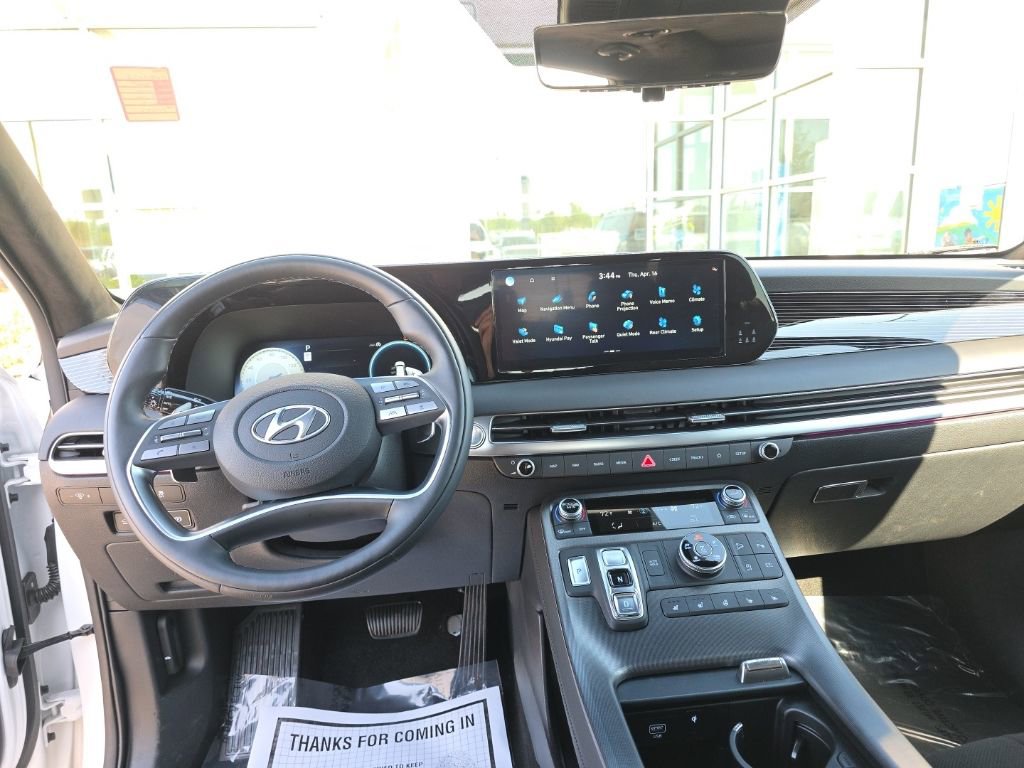 Used 2025 Hyundai Palisade Calligraphy image 8