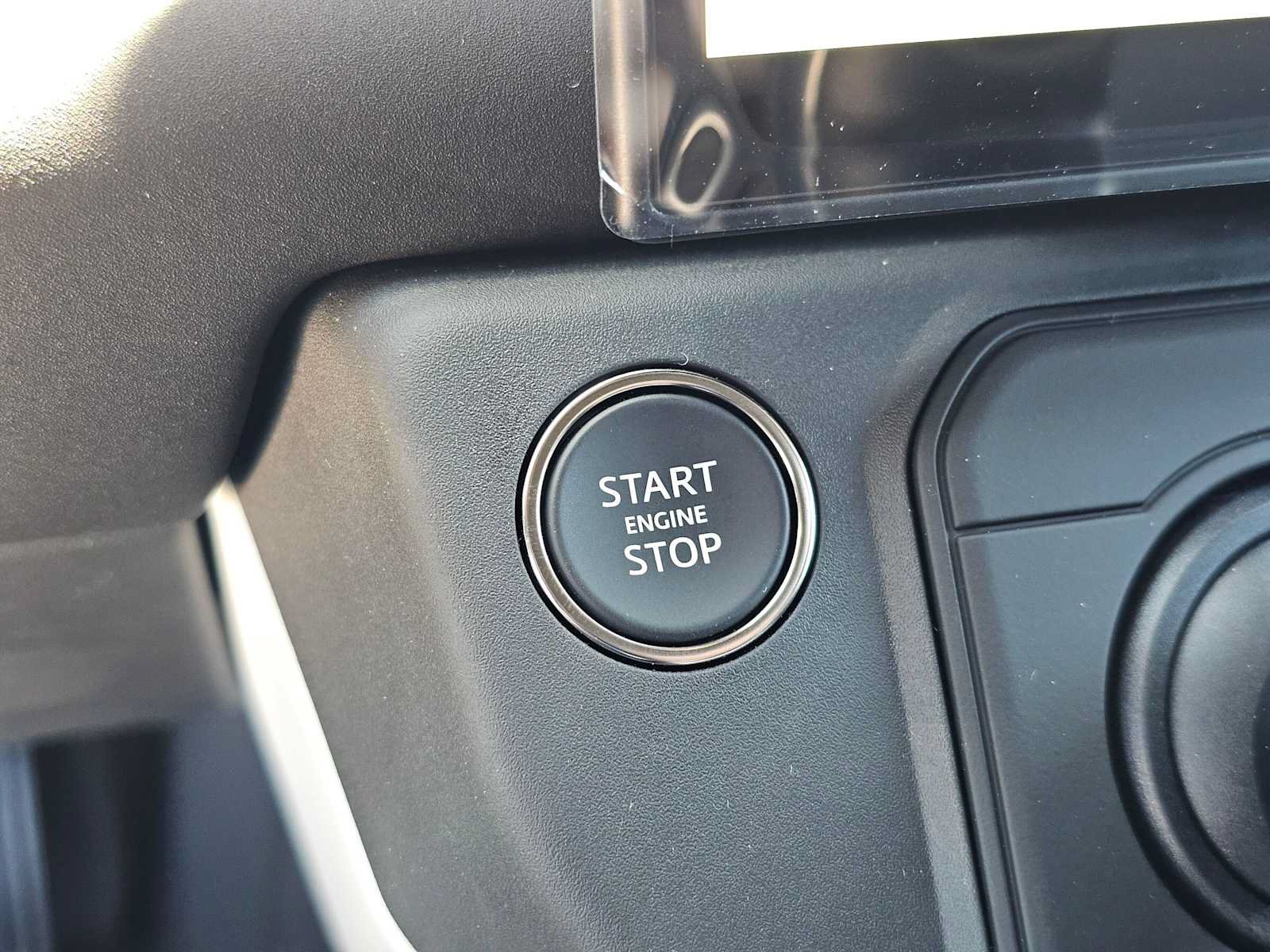 New 2026 Land Rover Defender 110 X-Dynamic SE AWD/4WD image 29