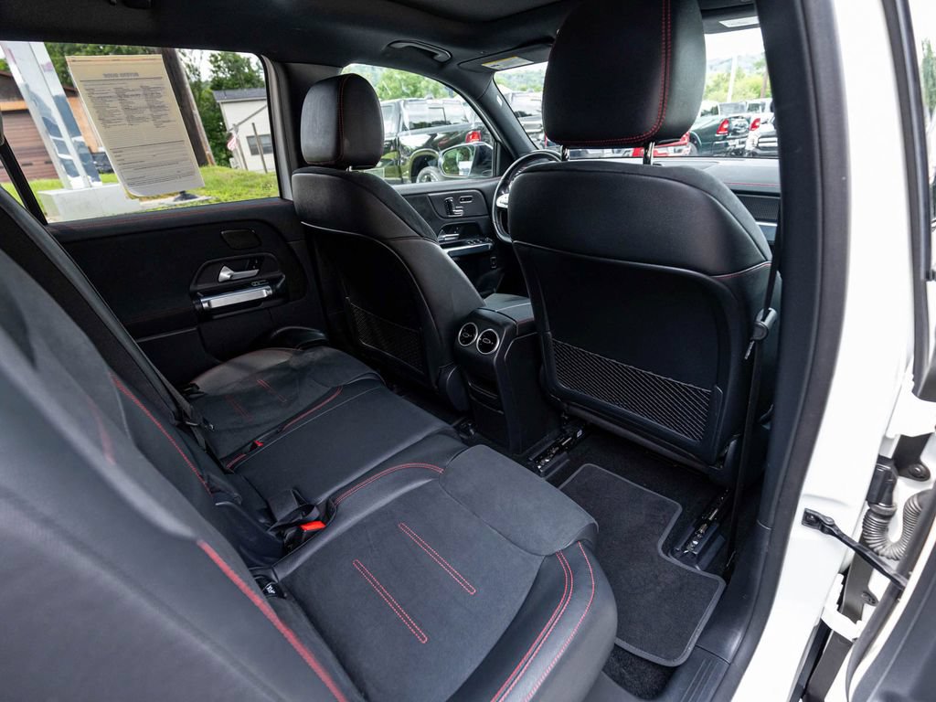 Used 2023 Mercedes-Benz EQB 350 4MATIC SUV image 33